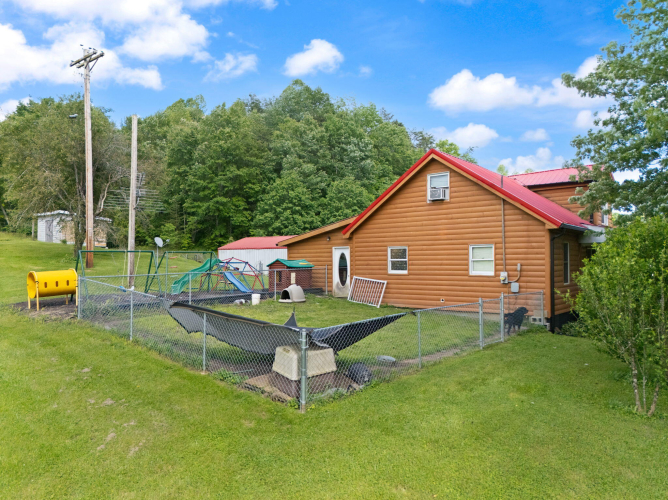 Listing Image 42