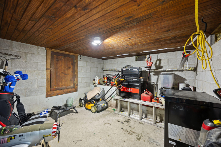 Listing Image 38
