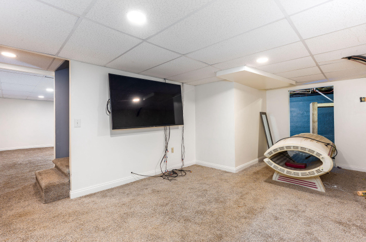 Listing Image 25