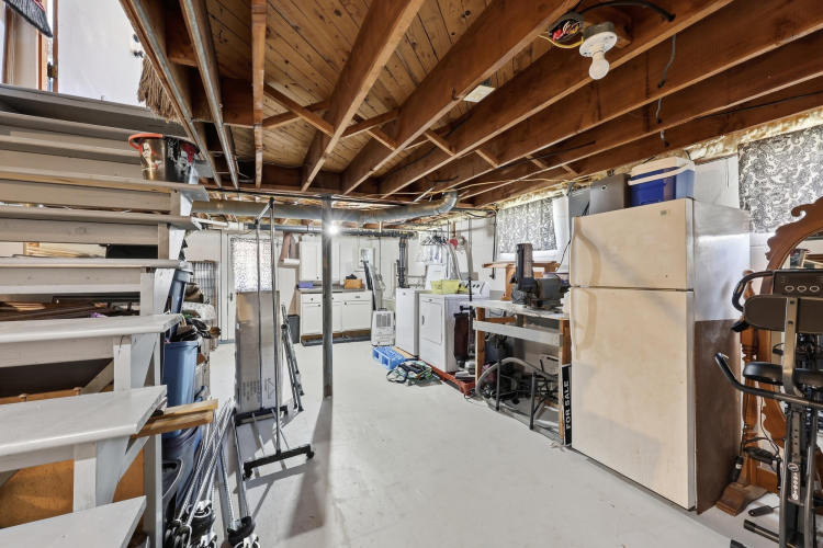 Listing Image 25