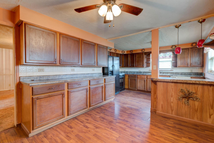 Listing Image 14