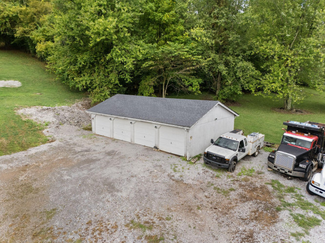 Listing Image 38
