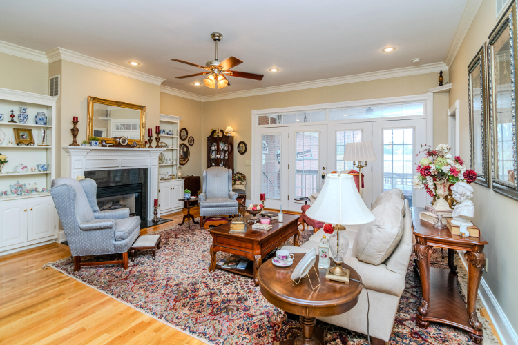 Listing Image 14
