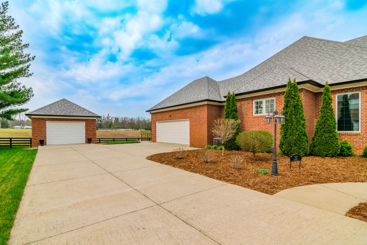 Listing Image 95