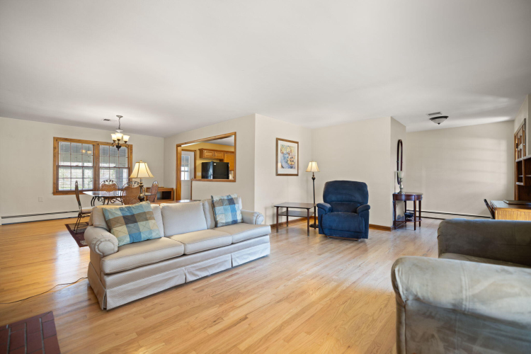 Listing Image 21