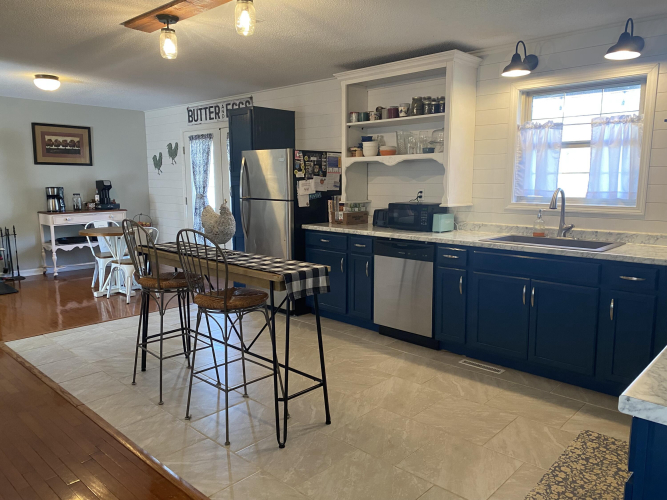 Listing Image 25