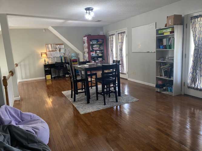 Listing Image 33