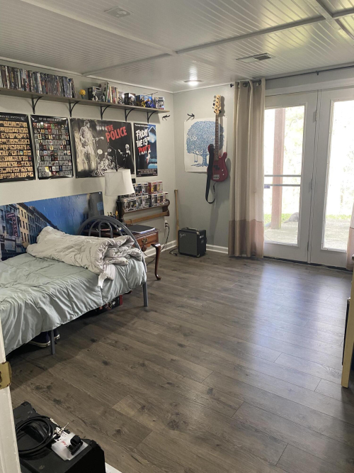 Listing Image 42
