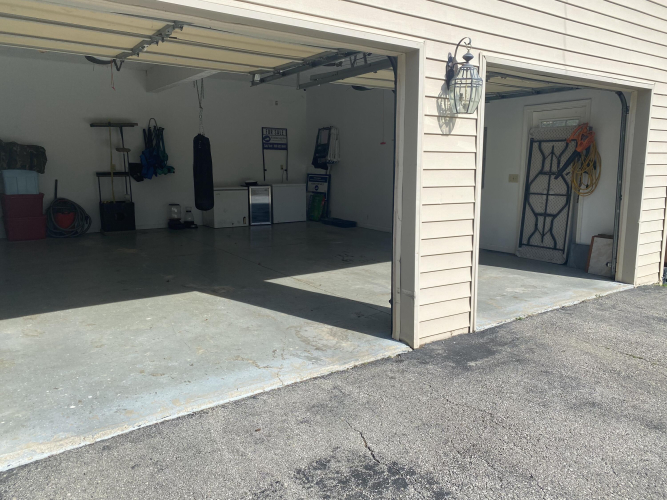 Listing Image 50