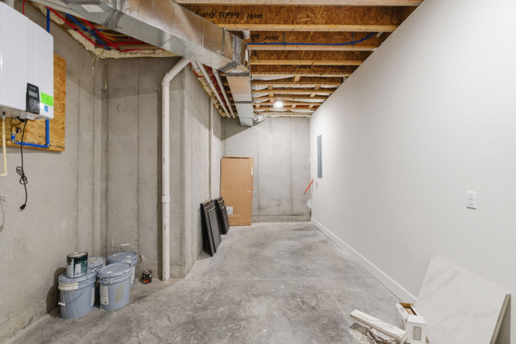 Listing Image 71