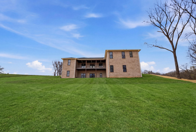 Listing Image 81