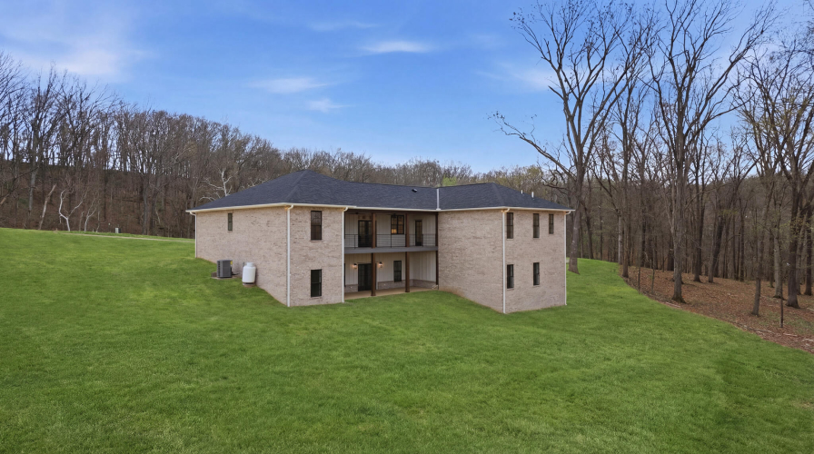 Listing Image 87