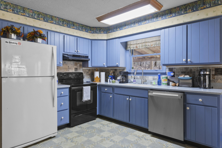 Listing Image 18