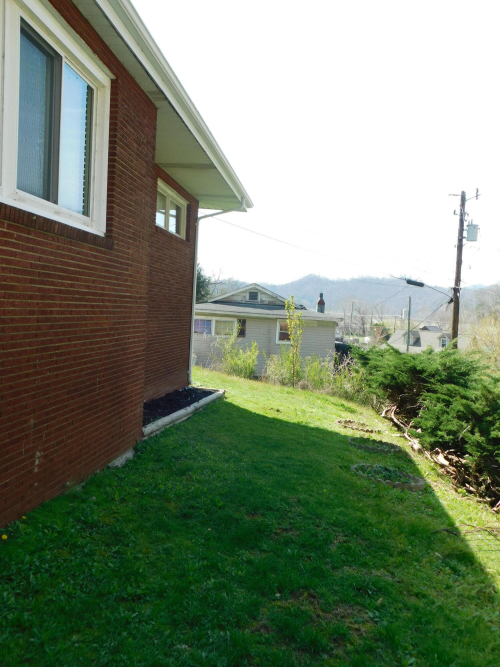 Listing Image 60