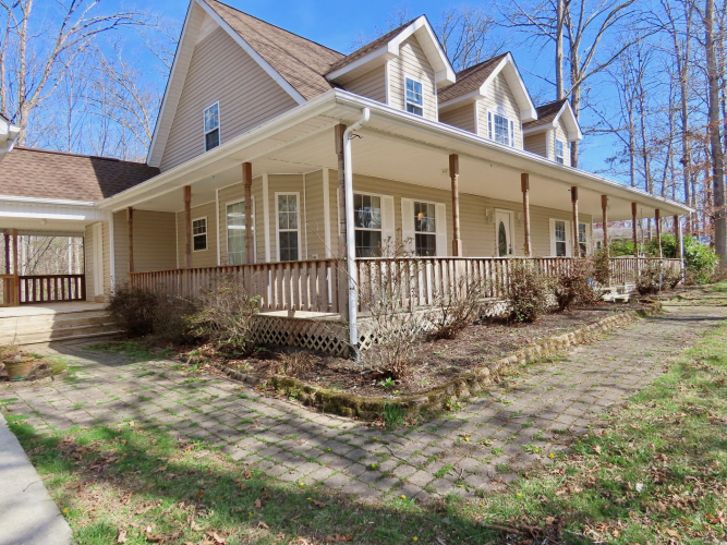 Listing Image 8