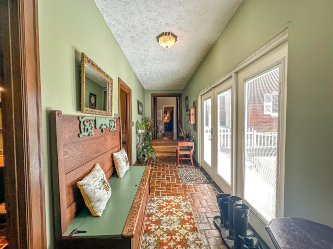 Listing Image 30