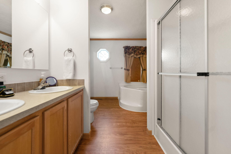 Listing Image 53