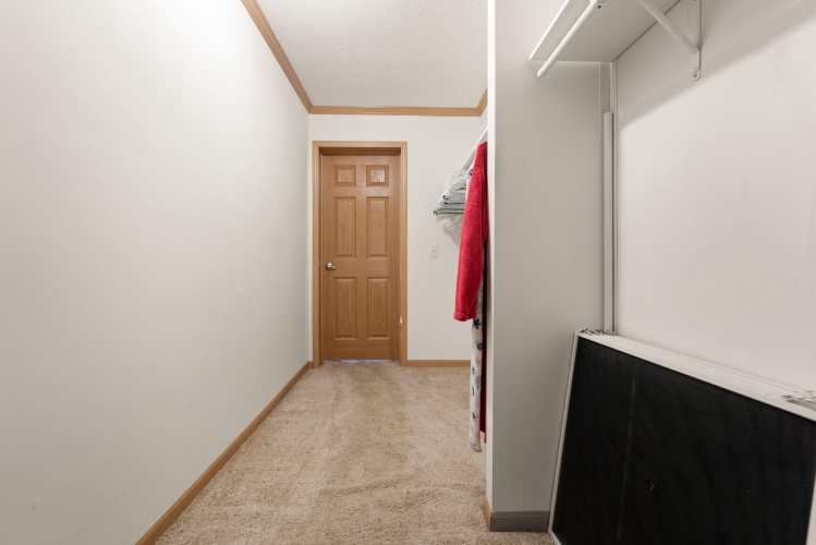 Listing Image 62