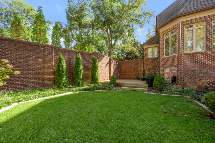 Listing Image 113