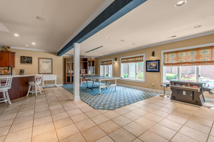 Listing Image 80
