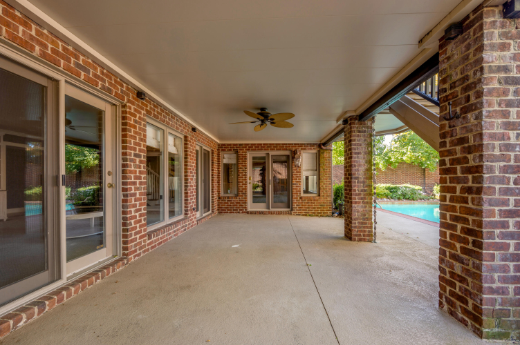 Listing Image 100