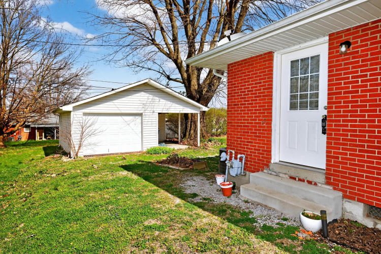 Listing Image 22