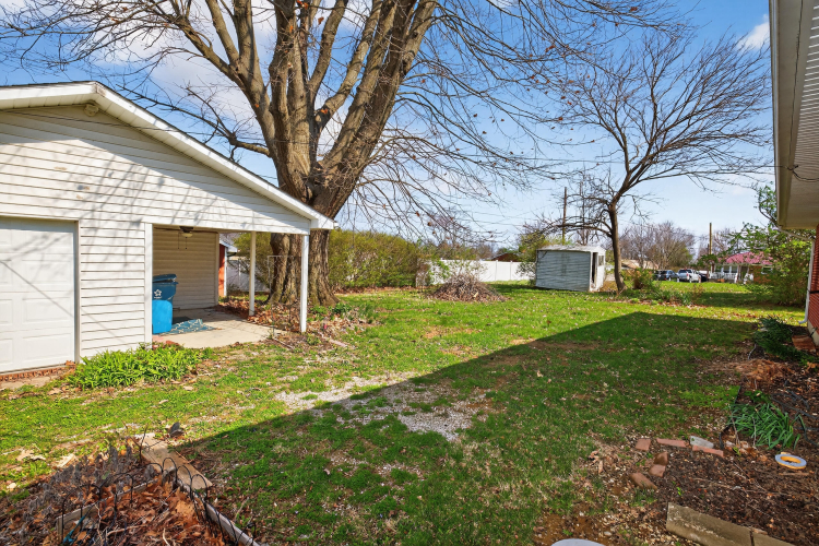 Listing Image 24