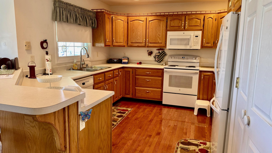 Listing Image 15