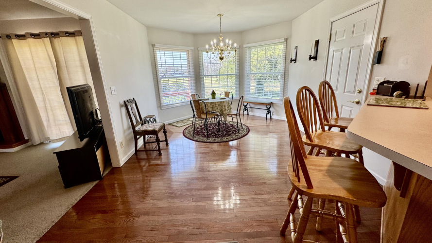 Listing Image 22