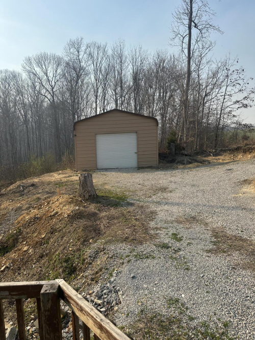 Listing Image 6