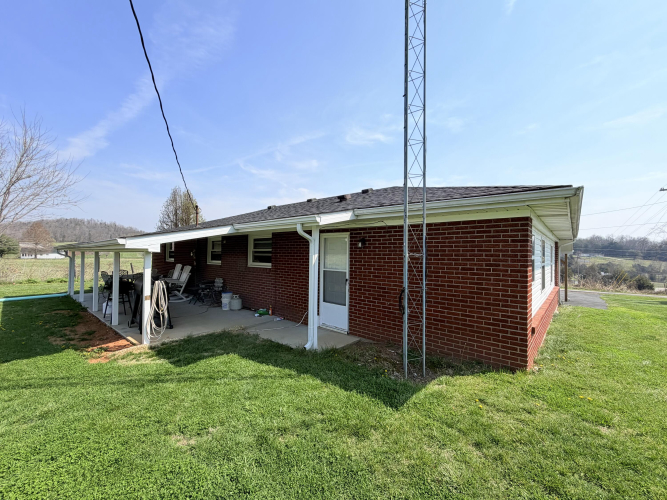 Listing Image 17