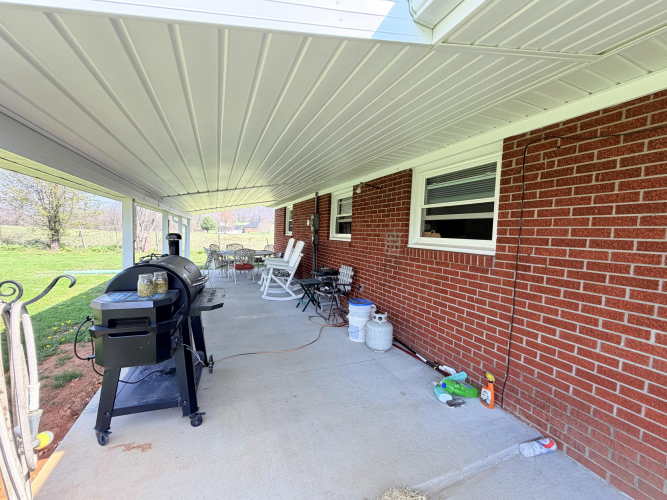 Listing Image 18