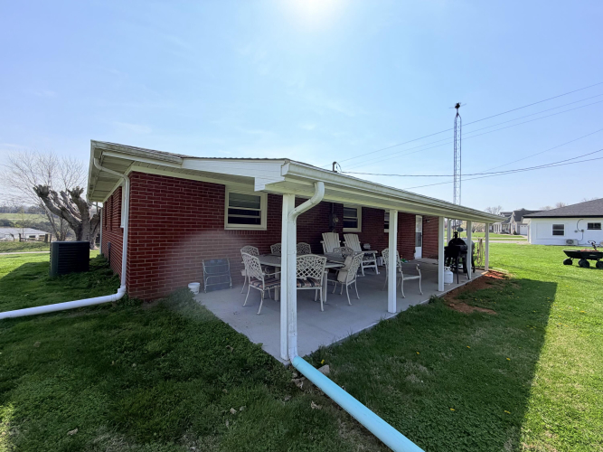 Listing Image 19