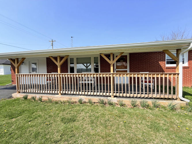 Listing Image 8