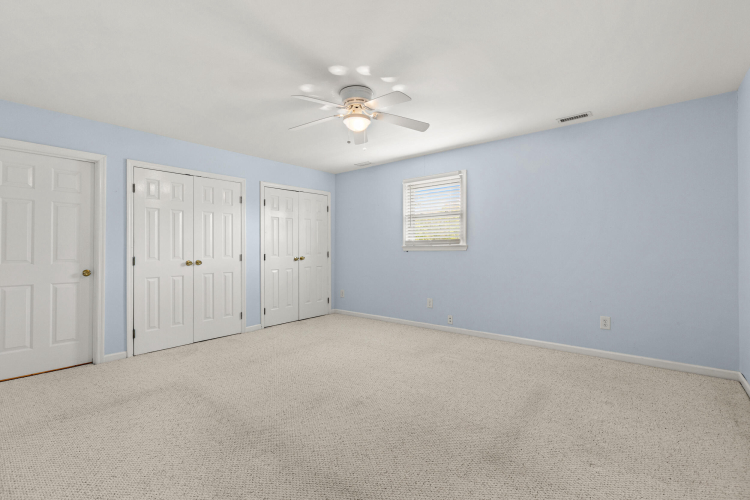 Listing Image 36