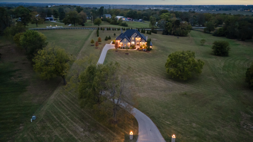 Listing Image 101