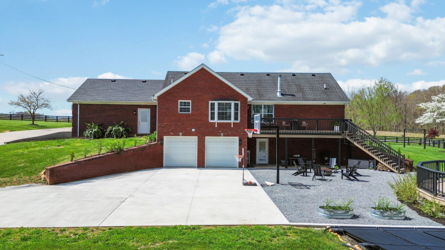 Listing Image 43