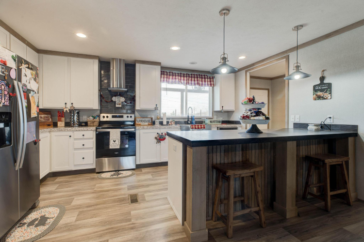 Listing Image 13