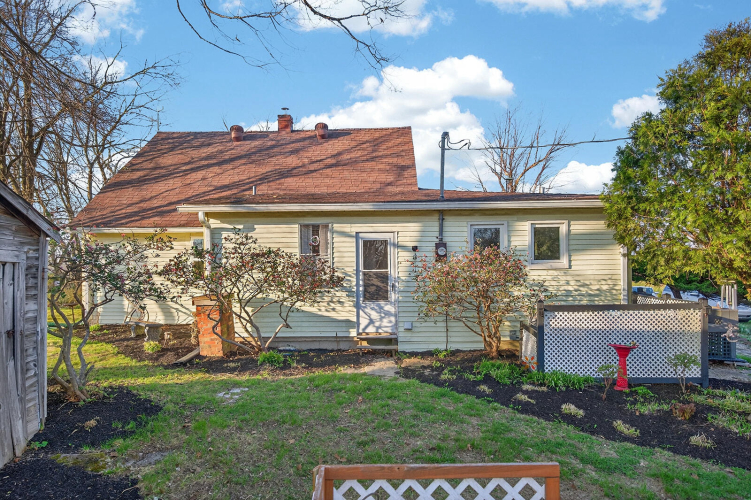 Listing Image 64