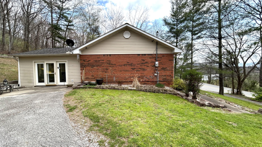 Listing Image 28