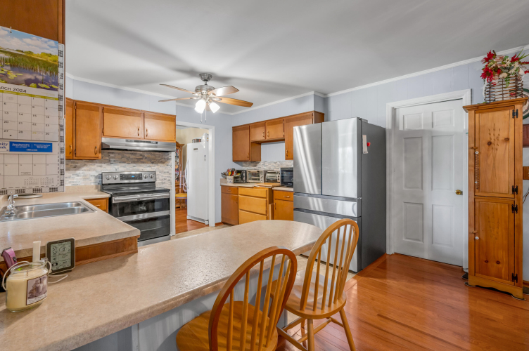 Listing Image 18