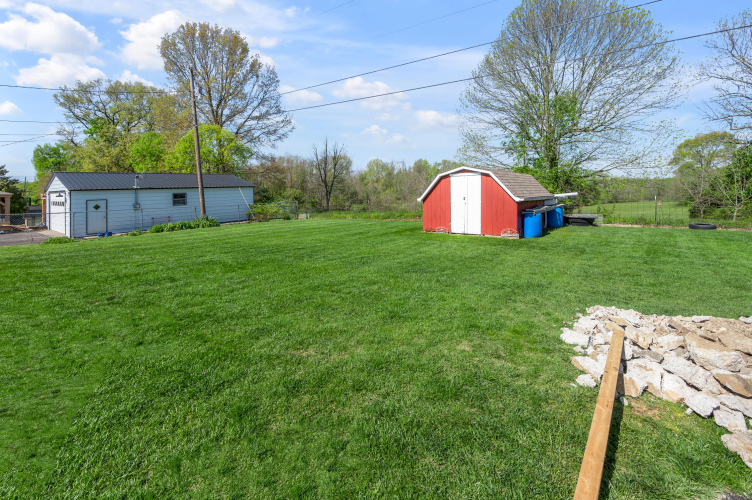 Listing Image 40