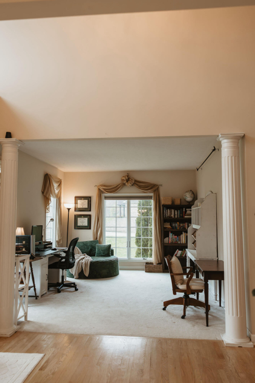 Listing Image 11