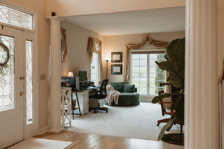 Listing Image 10