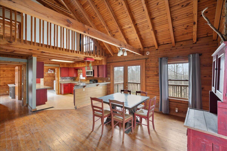 Listing Image 8