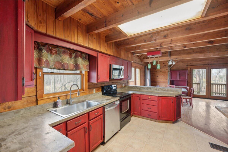 Listing Image 9