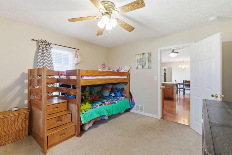 Listing Image 33