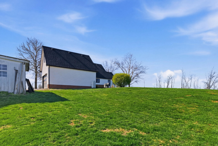 Listing Image 52