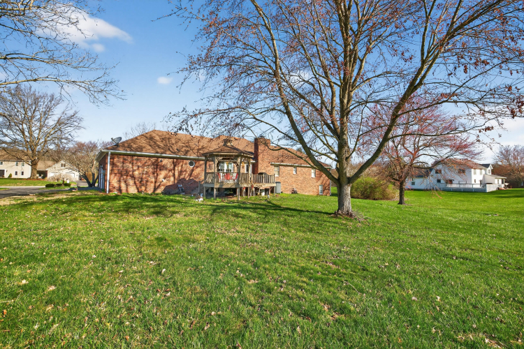 Listing Image 33