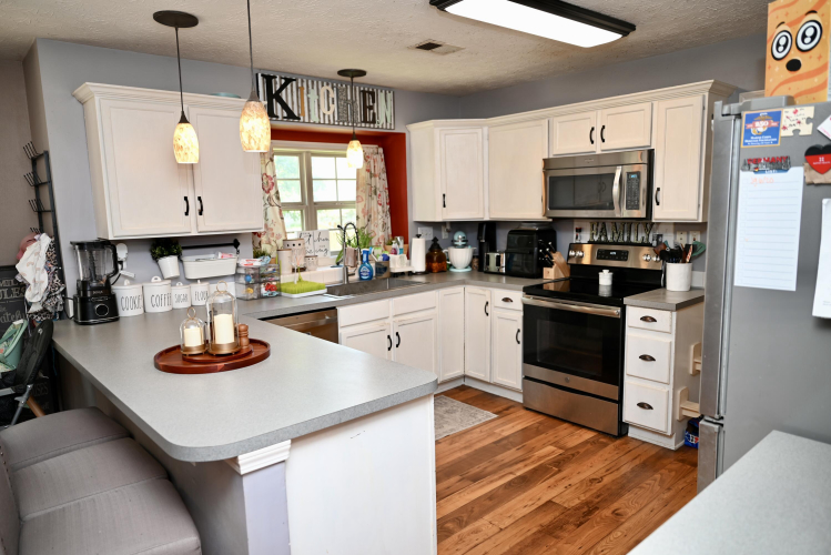 Listing Image 13